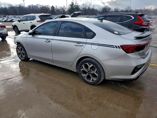 3KPF24AD6ME346810 2021 KIA FORTE - Image 2
