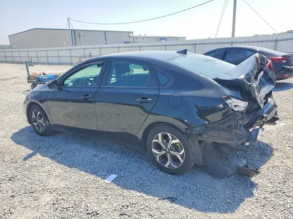 3KPF24AD6ME349593 2021 KIA FORTE - Image 2