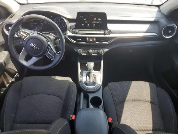 3KPF24AD6ME349593 2021 KIA FORTE - Image 8