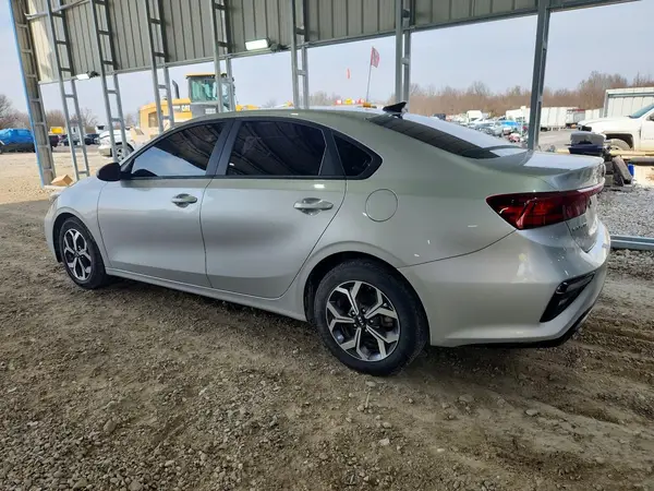 3KPF24AD6ME349724 2021 KIA FORTE - Image 2