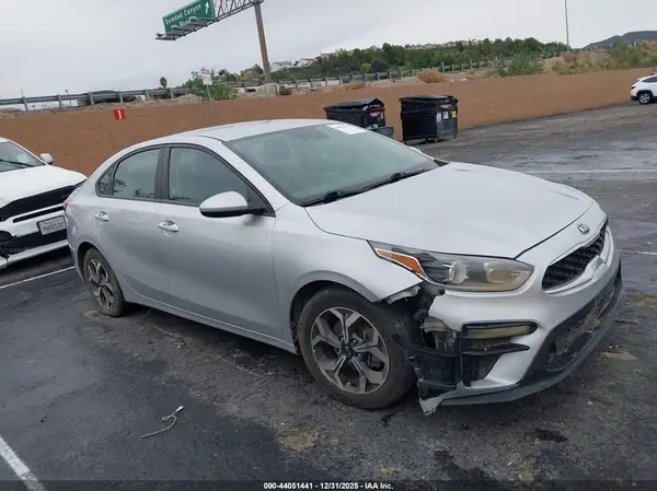 3KPF24AD6ME350825 2021 KIA FORTE - Image 1