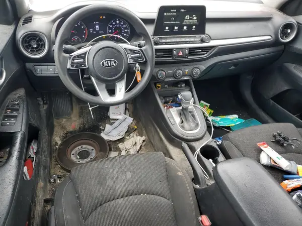 3KPF24AD6ME352400 2021 KIA FORTE - Image 8