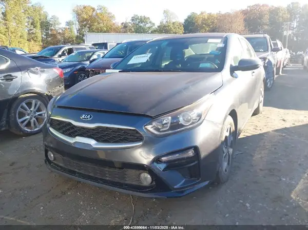 3KPF24AD6ME352526 2021 KIA FORTE - Image 2