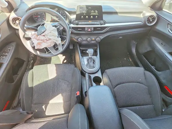 3KPF24AD6ME352932 2021 KIA FORTE - Image 8