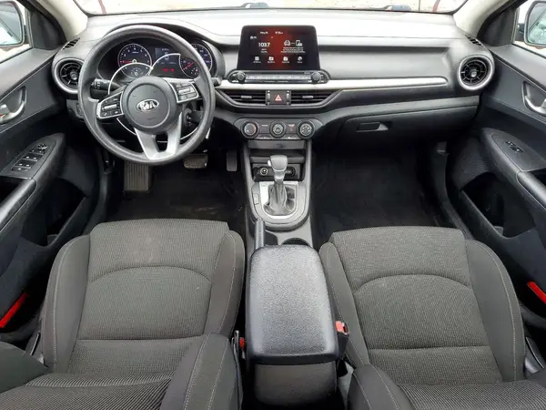 3KPF24AD6ME353028 2021 KIA FORTE - Image 8