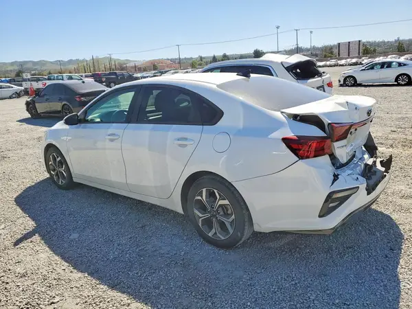 3KPF24AD6ME354809 2021 KIA FORTE - Image 2