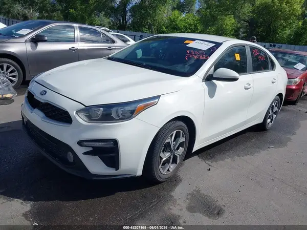 3KPF24AD6ME357953 2021 KIA FORTE - Image 2