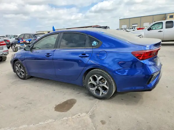 3KPF24AD6ME360996 2021 KIA FORTE - Image 2