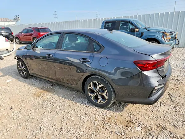 3KPF24AD6ME361209 2021 KIA FORTE - Image 2