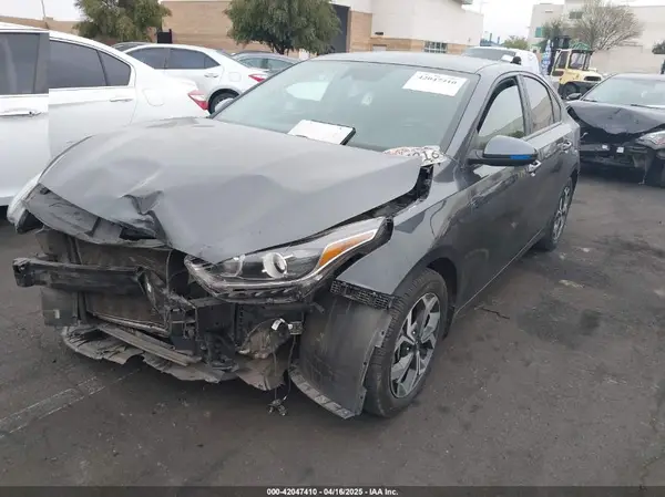3KPF24AD6ME362005 2021 KIA FORTE - Image 2