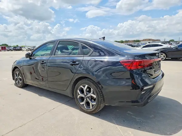 3KPF24AD6ME362134 2021 KIA FORTE - Image 2