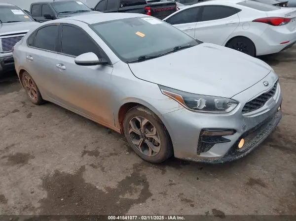 3KPF24AD6ME362733 2021 KIA FORTE - Image 1