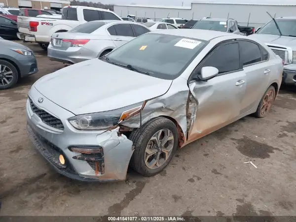 3KPF24AD6ME362733 2021 KIA FORTE - Image 2