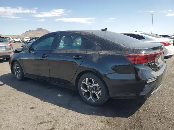 3KPF24AD6ME364515 2021 KIA FORTE - Image 2