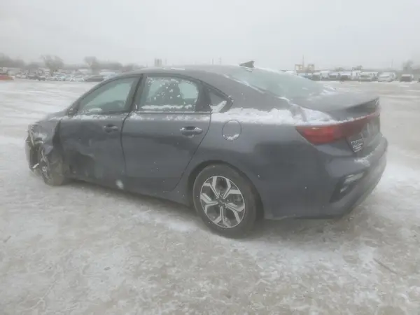 3KPF24AD6ME366488 2021 KIA FORTE - Image 2