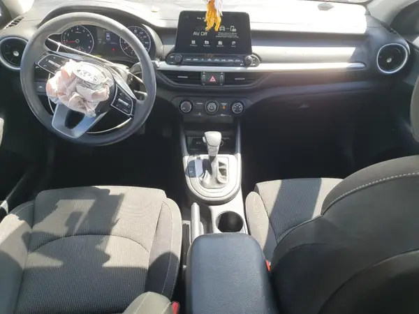 3KPF24AD6ME369004 2021 KIA FORTE - Image 8