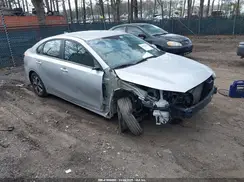 3KPF24AD6ME370640 2021 KIA FORTE