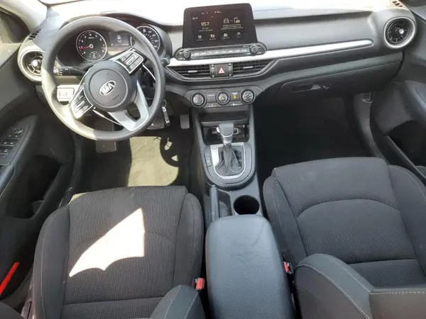 3KPF24AD6ME372050 2021 KIA FORTE - Image 8