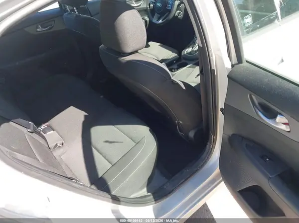 3KPF24AD6ME378107 2021 KIA FORTE - Image 8