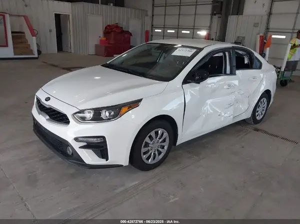 3KPF24AD6ME379418 2021 KIA FORTE - Image 2