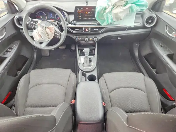 3KPF24AD6ME383629 2021 KIA FORTE - Image 8