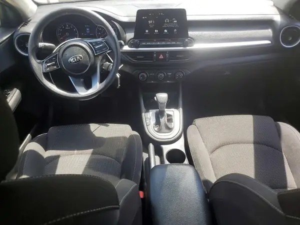 3KPF24AD6ME385736 2021 KIA FORTE - Image 8