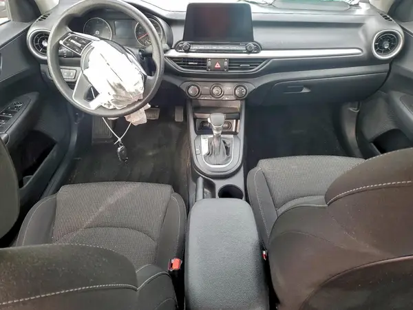 3KPF24AD6ME386756 2021 KIA FORTE - Image 8
