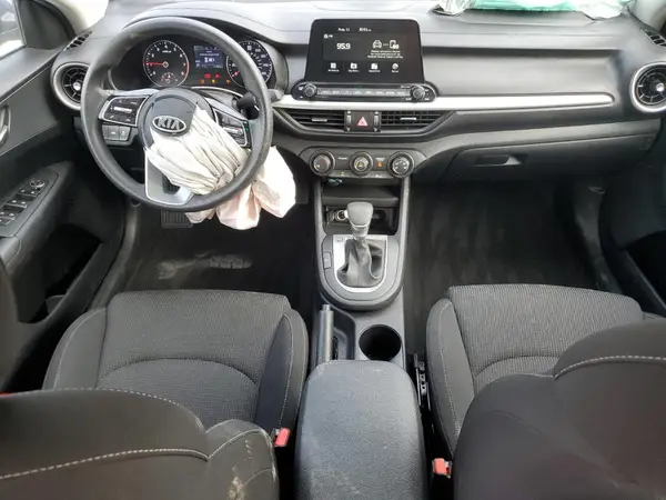 3KPF24AD6ME388443 2021 KIA FORTE - Image 8
