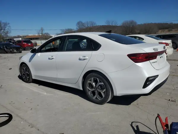 3KPF24AD6ME388863 2021 KIA FORTE - Image 2