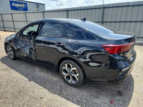 3KPF24AD6ME389284 2021 KIA FORTE - Image 2