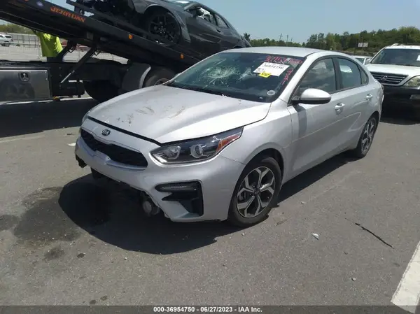 3KPF24AD6ME390371 2021 KIA FORTE - Image 2