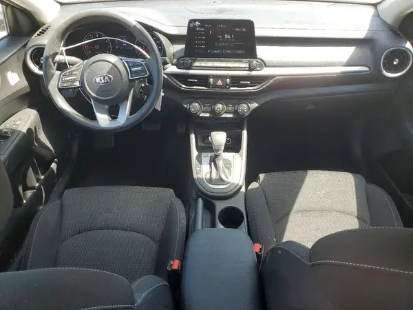 3KPF24AD6ME392329 2021 KIA FORTE - Image 8