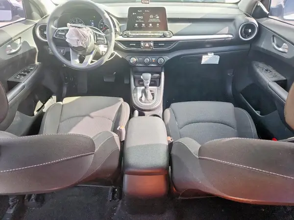 3KPF24AD6ME394095 2021 KIA FORTE - Image 8