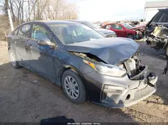 3KPF24AD6ME394971 2021 KIA FORTE