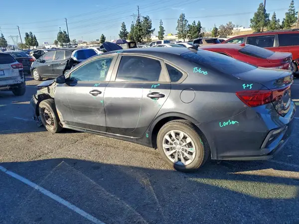 3KPF24AD6ME395909 2021 KIA FORTE - Image 2
