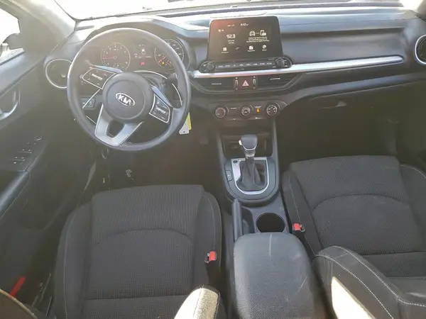 3KPF24AD6ME395909 2021 KIA FORTE - Image 8