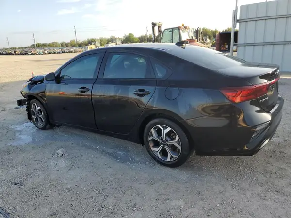 3KPF24AD6ME401840 2021 KIA FORTE - Image 2