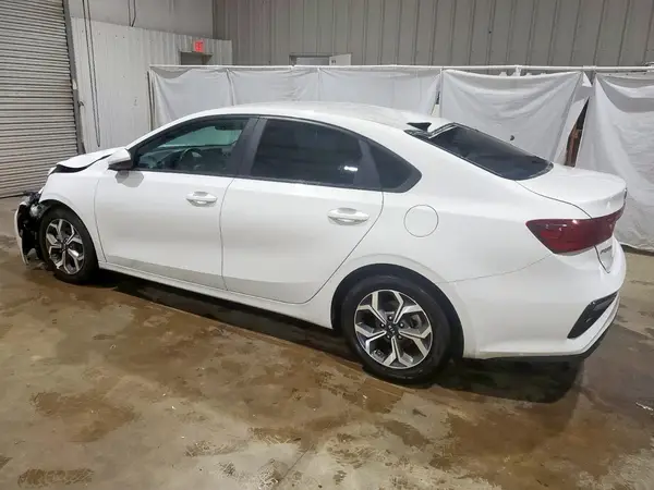 3KPF24AD6ME402583 2021 KIA FORTE - Image 2