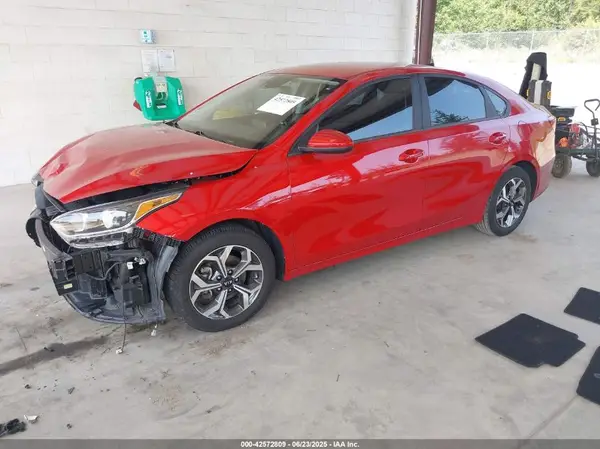 3KPF24AD6ME404706 2021 KIA FORTE - Image 2