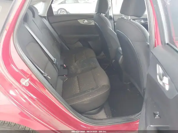 3KPF24AD6ME404706 2021 KIA FORTE - Image 8