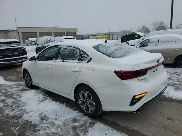 3KPF24AD6ME410019 2021 KIA FORTE - Image 2