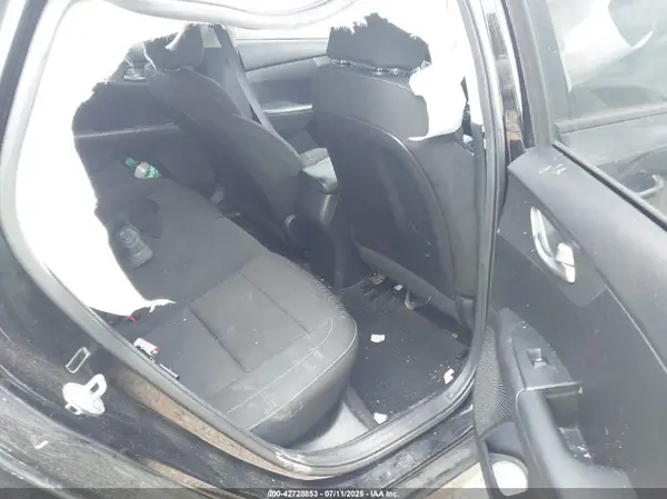 3KPF24AD6ME412613 2021 KIA FORTE - Image 8