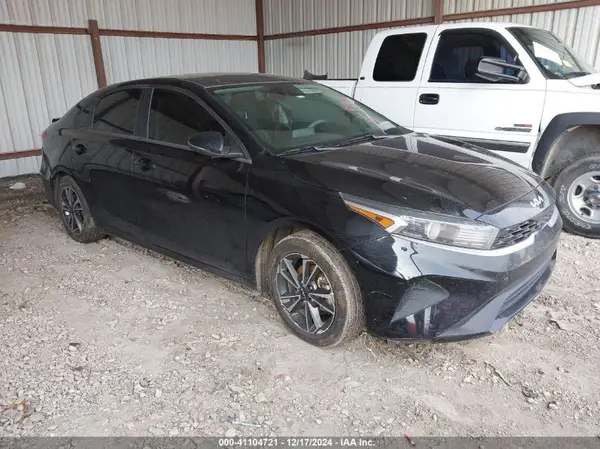 3KPF24AD6NE416761 2022 KIA FORTE - Image 1
