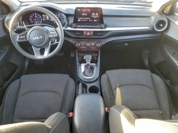 3KPF24AD6NE417098 2022 KIA FORTE - Image 8