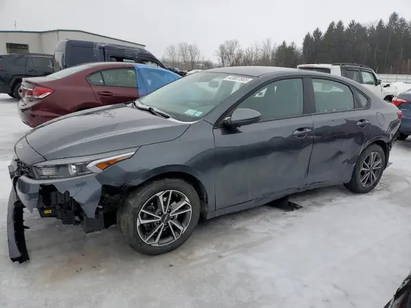 3KPF24AD6NE424214 2022 KIA FORTE - Image 1