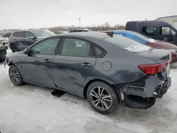 3KPF24AD6NE424214 2022 KIA FORTE - Image 2