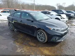 3KPF24AD6NE425962 2022 KIA FORTE