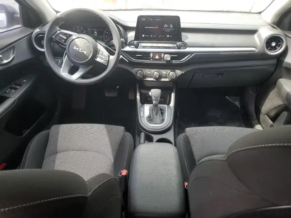 3KPF24AD6NE427923 2022 KIA FORTE - Image 8