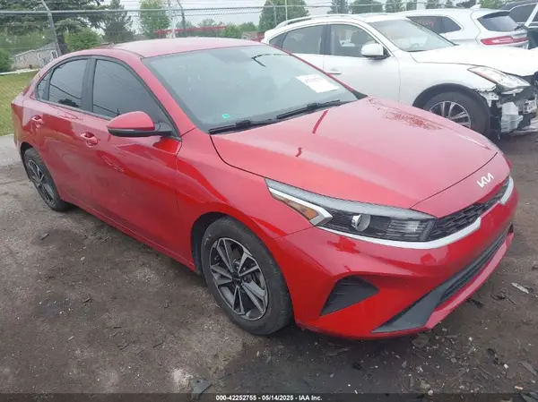 3KPF24AD6NE428294 2022 KIA FORTE - Image 1