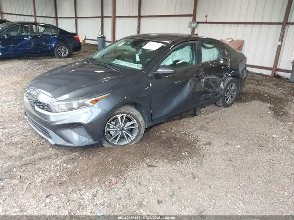 3KPF24AD6NE429574 2022 KIA FORTE - Image 2